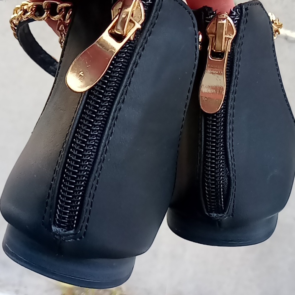 Memory Foam Flats - image 2